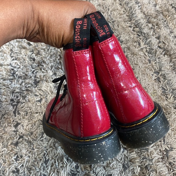 Dr. Martens kids Red patent Boots with Chunky Sole sz 2. 1460J - Picture 5 of 10